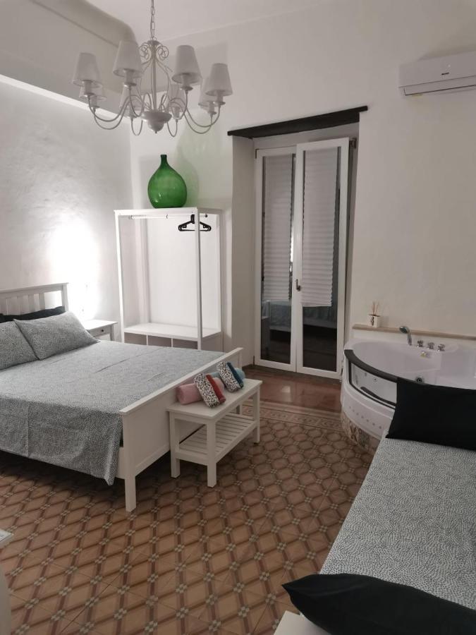 La Serva Padrona Taranto Exterior foto